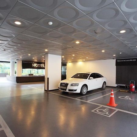 Yeongdeungpo Lifestyle F Hotel Seul Esterno foto