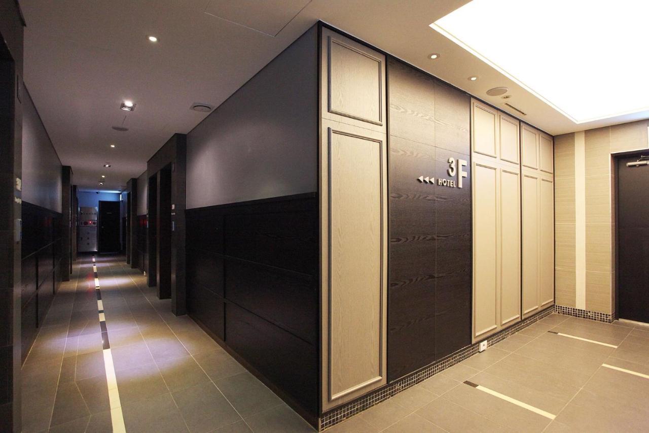 Yeongdeungpo Lifestyle F Hotel Seul Esterno foto