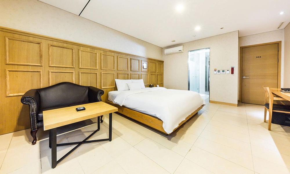 Yeongdeungpo Lifestyle F Hotel Seul Esterno foto