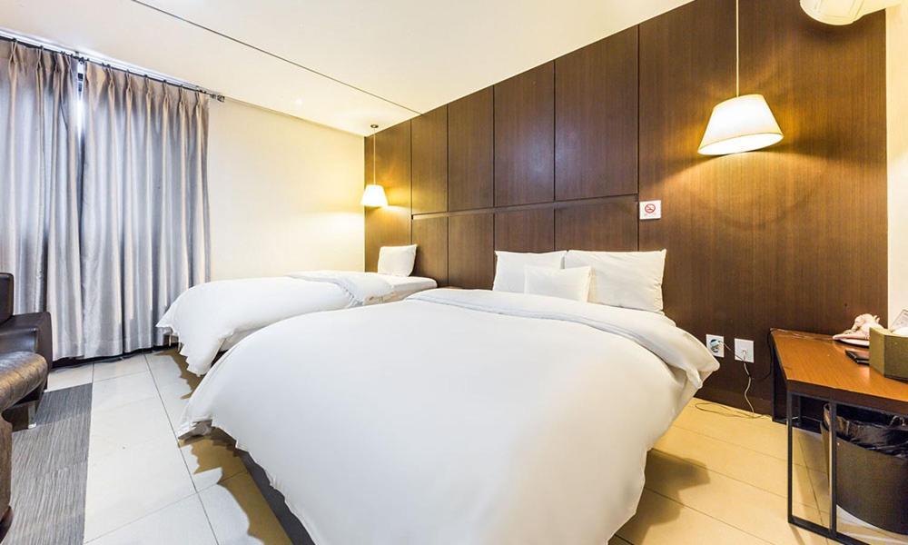Yeongdeungpo Lifestyle F Hotel Seul Esterno foto