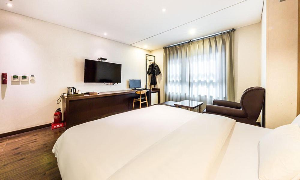 Yeongdeungpo Lifestyle F Hotel Seul Esterno foto