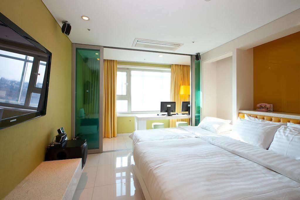 Yeongdeungpo Lifestyle F Hotel Seul Esterno foto